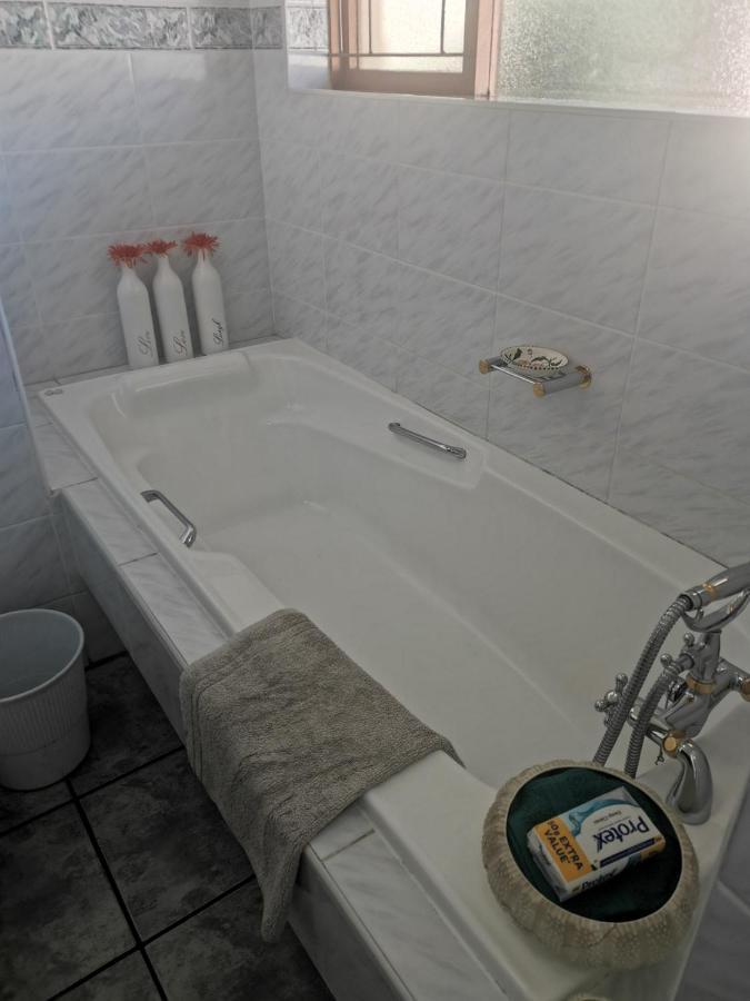 Eikepark Self Catering Lägenhet Stellenbosch Exteriör bild