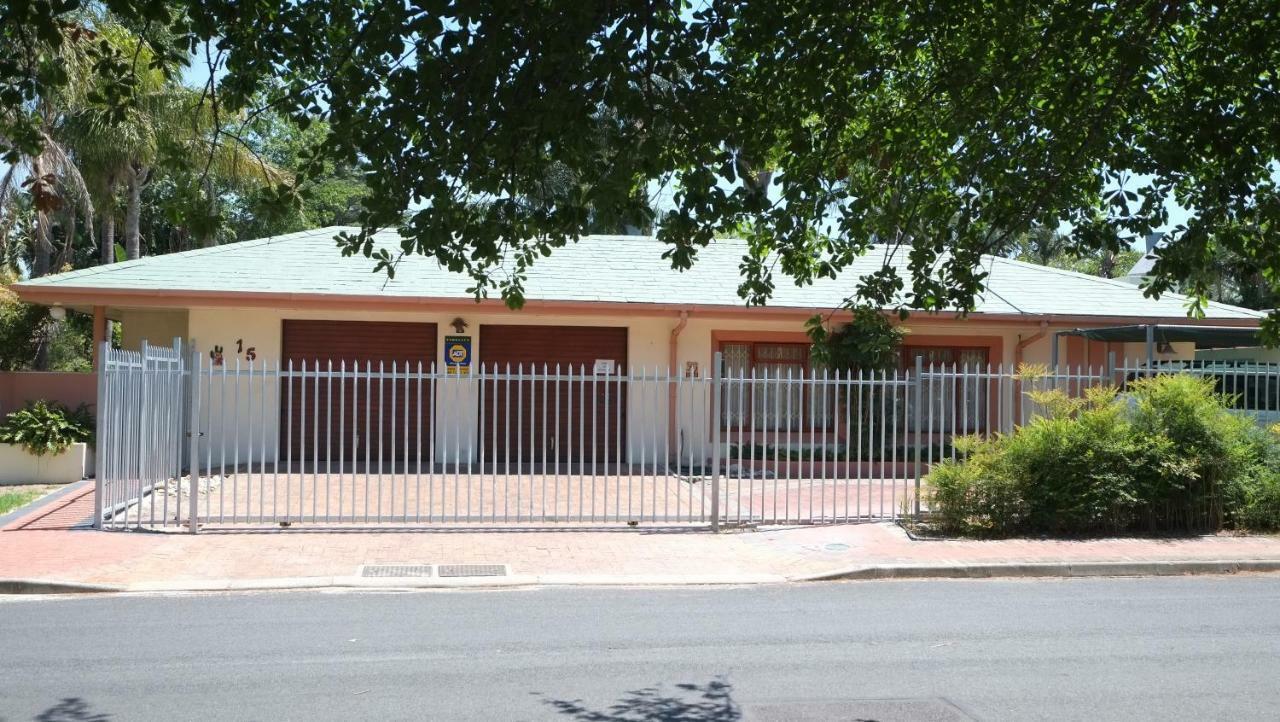 Eikepark Self Catering Lägenhet Stellenbosch Exteriör bild